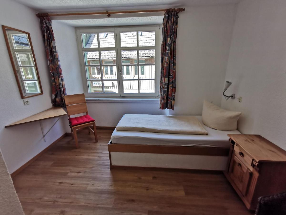 Europaeisches Gaeste- Und Seminarhaus Тодтмос Экстерьер фото